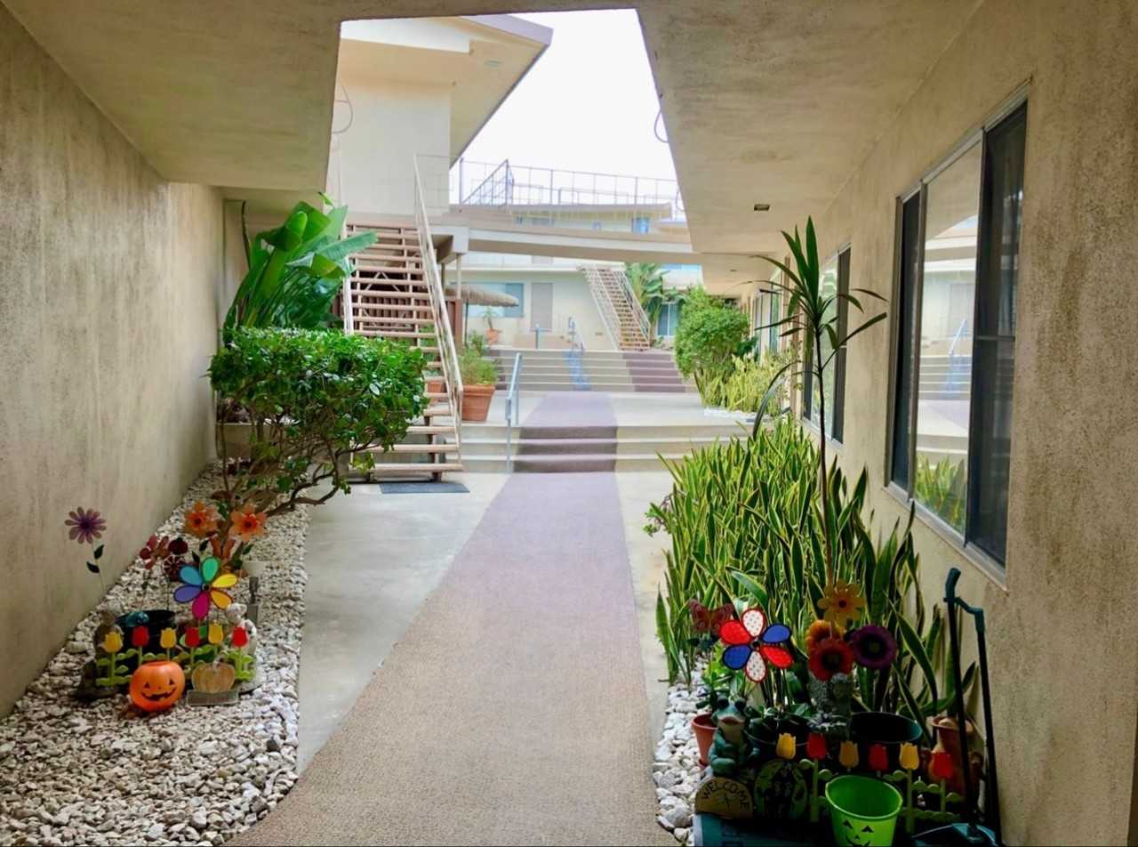 Villa Park Estates Apartments - Photo 3 of 8