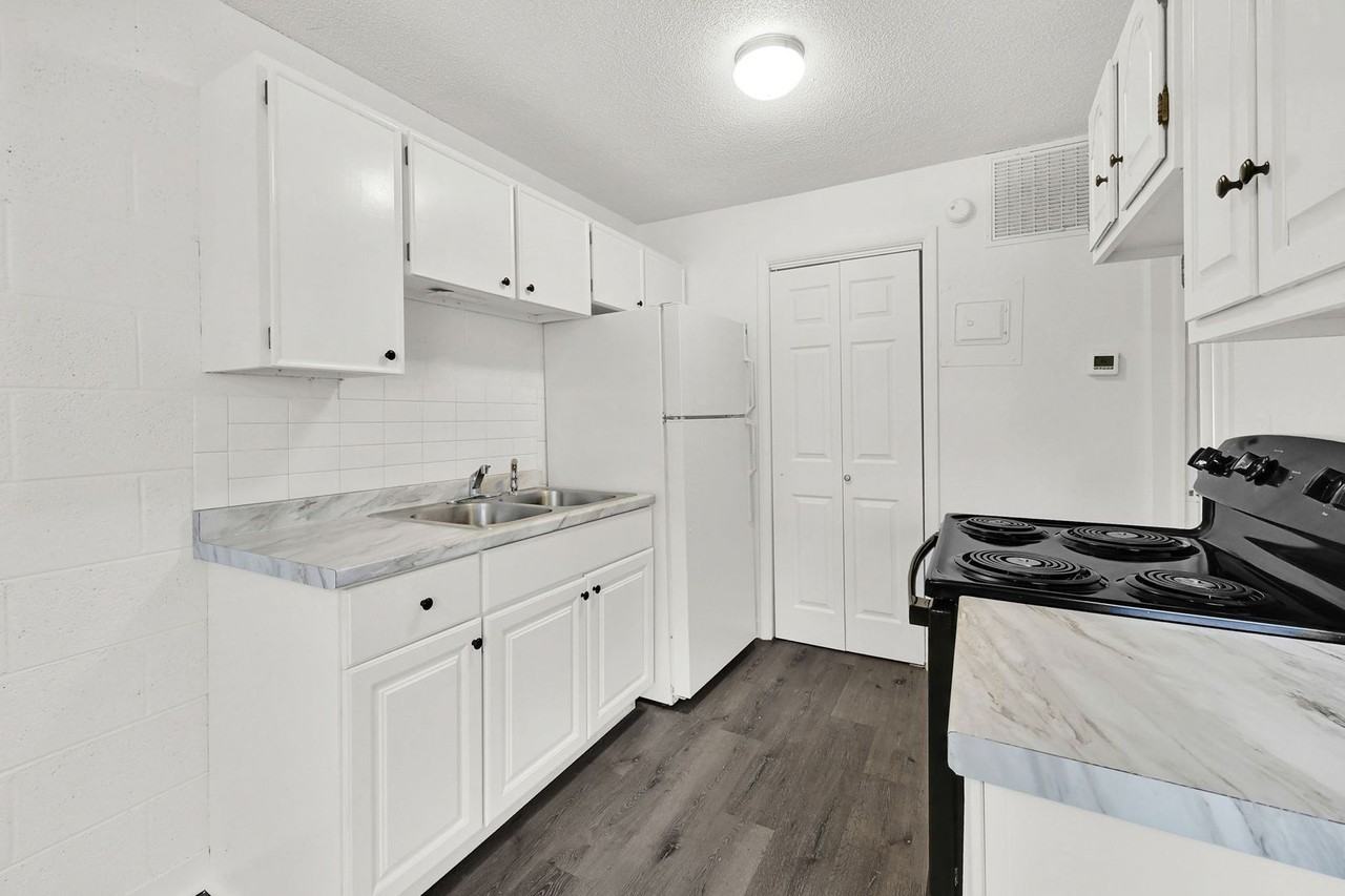 Orchard Drive Apartments - Photo 5 of 21