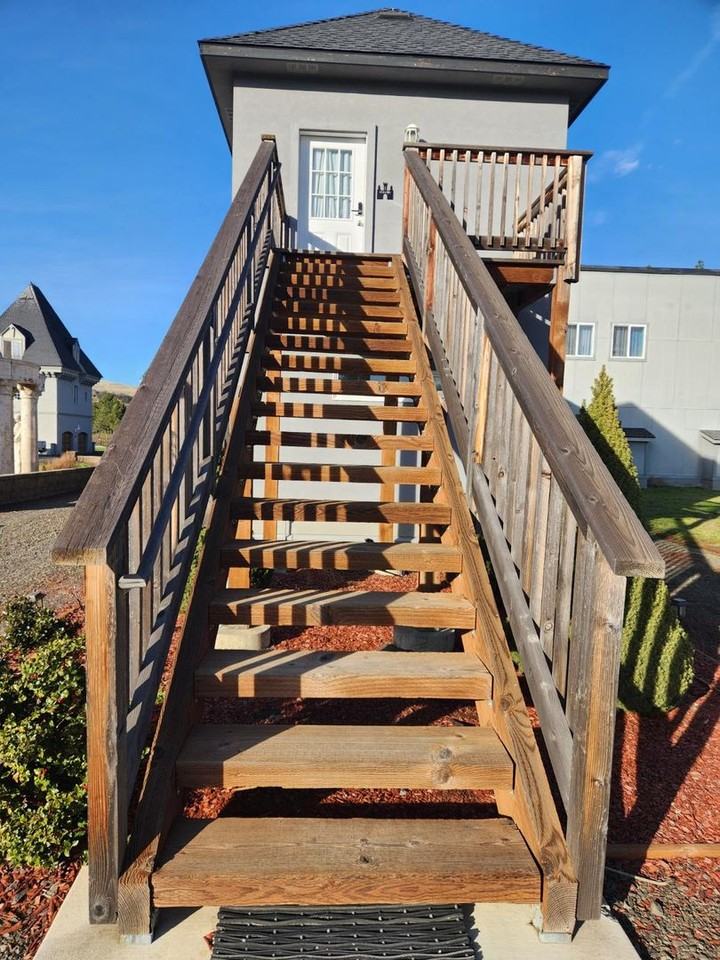 1280 1280 Oak St - Miranda Carriage House #1 - Photo 2 of 14