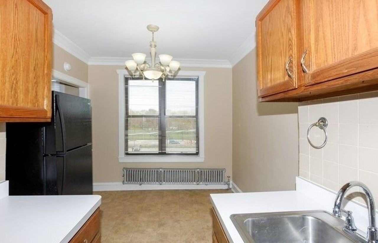 Shorewind Courts - Photo 3 of 13