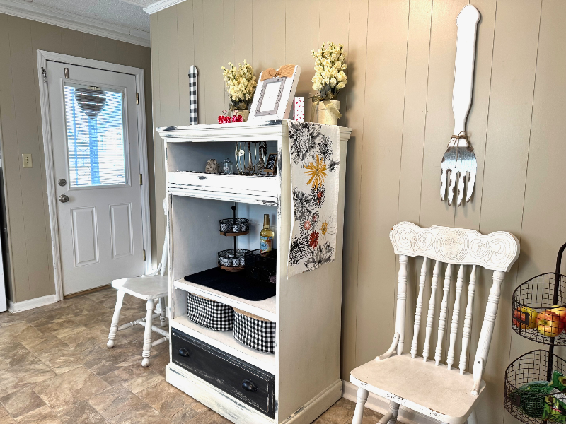 908 Locust St - Photo 5 of 20