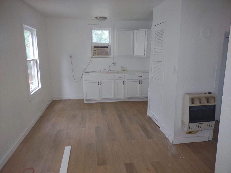 801 Shady Lane Parknorth 6Th Street #7 - Photo 2 of 2