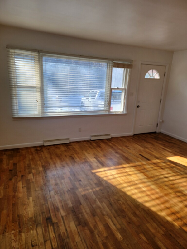 417 E 23rd St - Photo 6 of 23