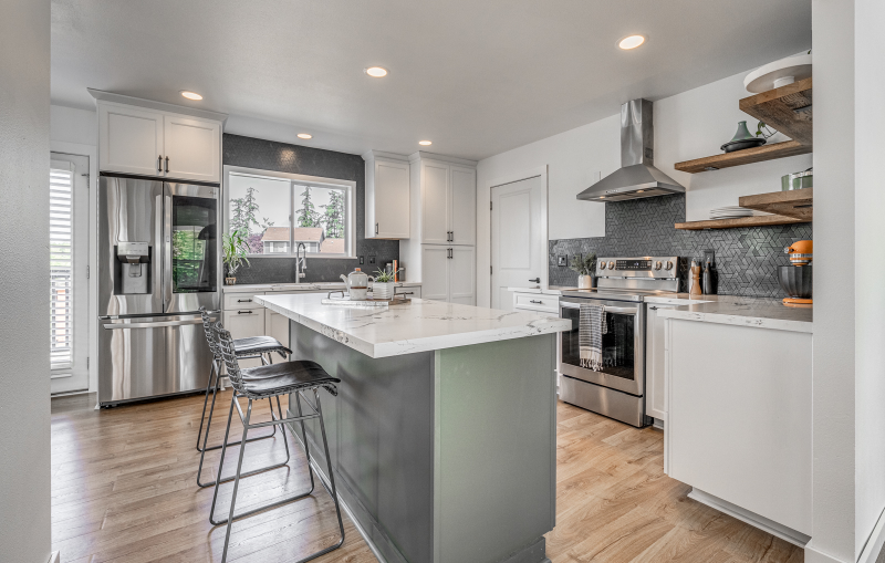 5058 Honeymoon Bay Rd - Photo 5 of 20