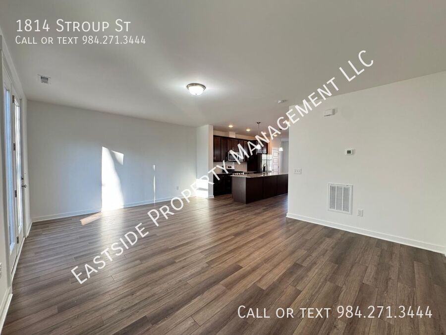 1814 Stroup St - Photo 3 of 27