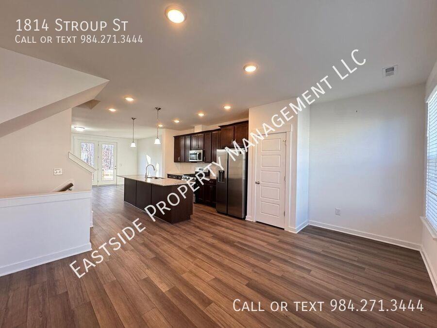 1814 Stroup St - Photo 4 of 27