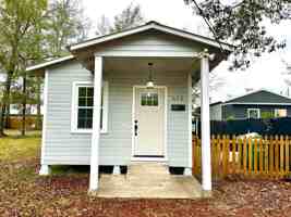 featured image of 613 N Jackson St