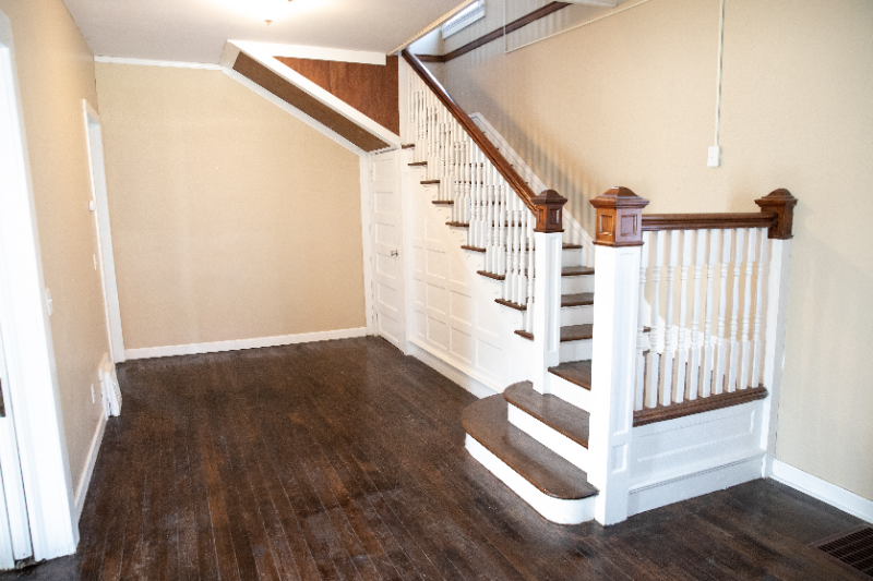 617 North St - Photo 5 of 16