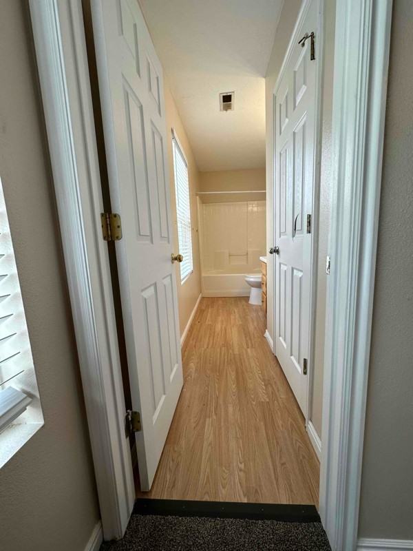 1232 N Jackson Ave - Photo 3 of 12