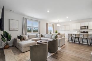 103 N Farmhouse Dr - Photo 1 of 1