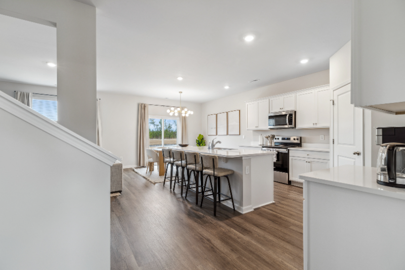 103 N Farmhouse Dr - Photo 4 of 20