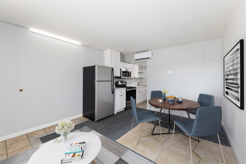 410 N 2nd E #301 - Photo 4 of 6