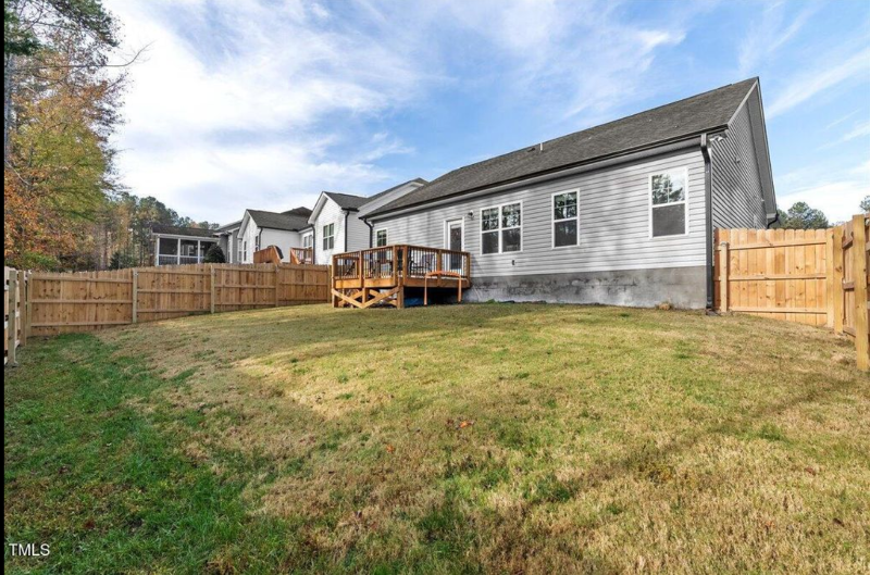 134 Kipling Dr - Photo 2 of 8