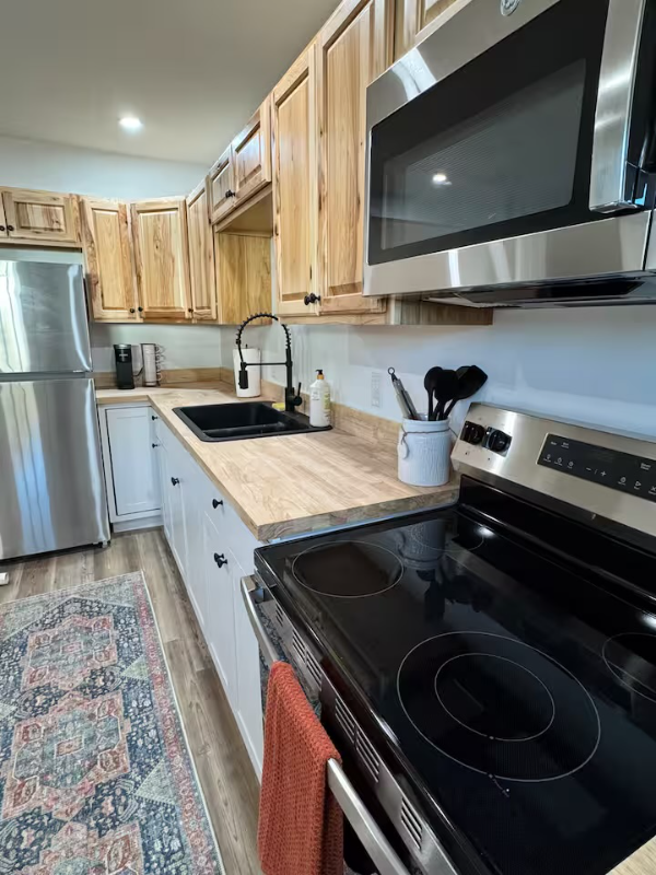 676 Main Rd N #7 - Photo 5 of 8