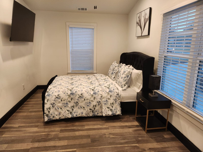 3865 Redan Rd - Photo 2 of 19