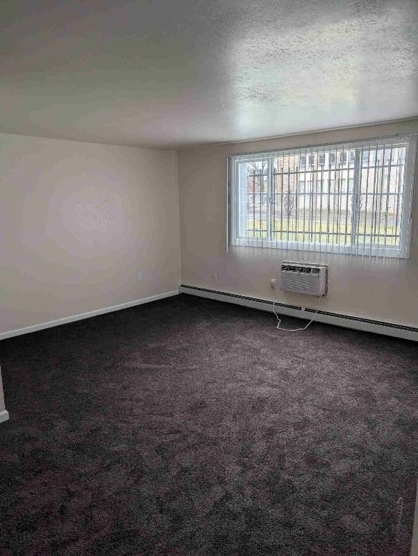 2621 West Pierce Street - Photo 4 of 10