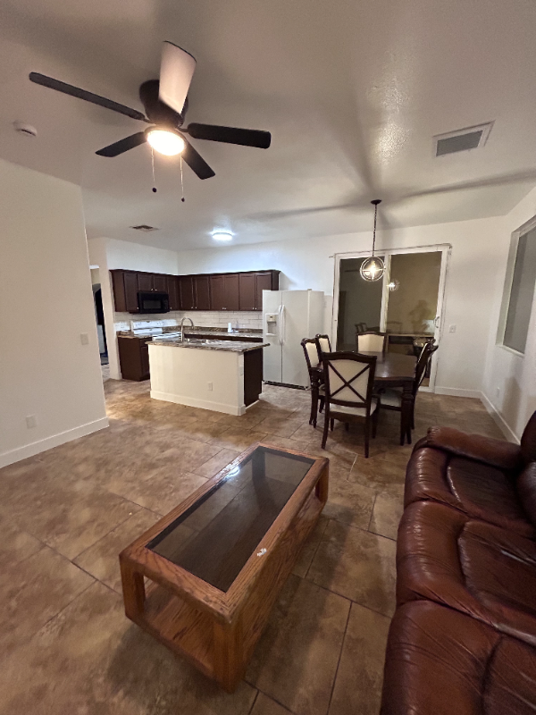 5117 South 15th Place - Photo 3 of 5