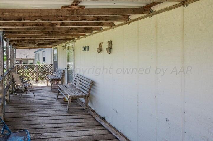317 W Studebaker Ave - Photo 2 of 9