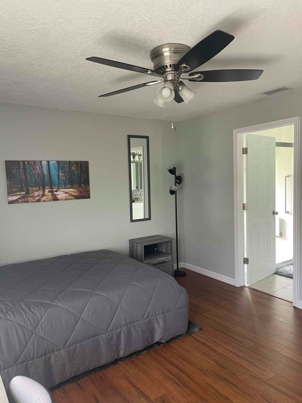 1294 Drill Ave Ne - Photo 4 of 22