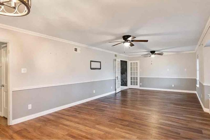 206 Hillside Dr - Photo 3 of 19