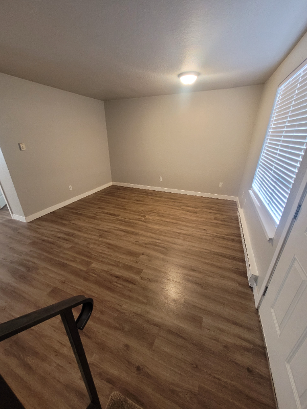 523 4th Ave S #5 - Photo 2 of 13