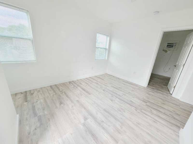 1922 Nwst #2 - Photo 2 of 6