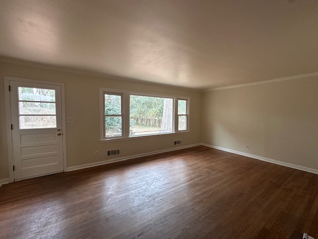 5133 Jeffries St - Photo 3 of 9