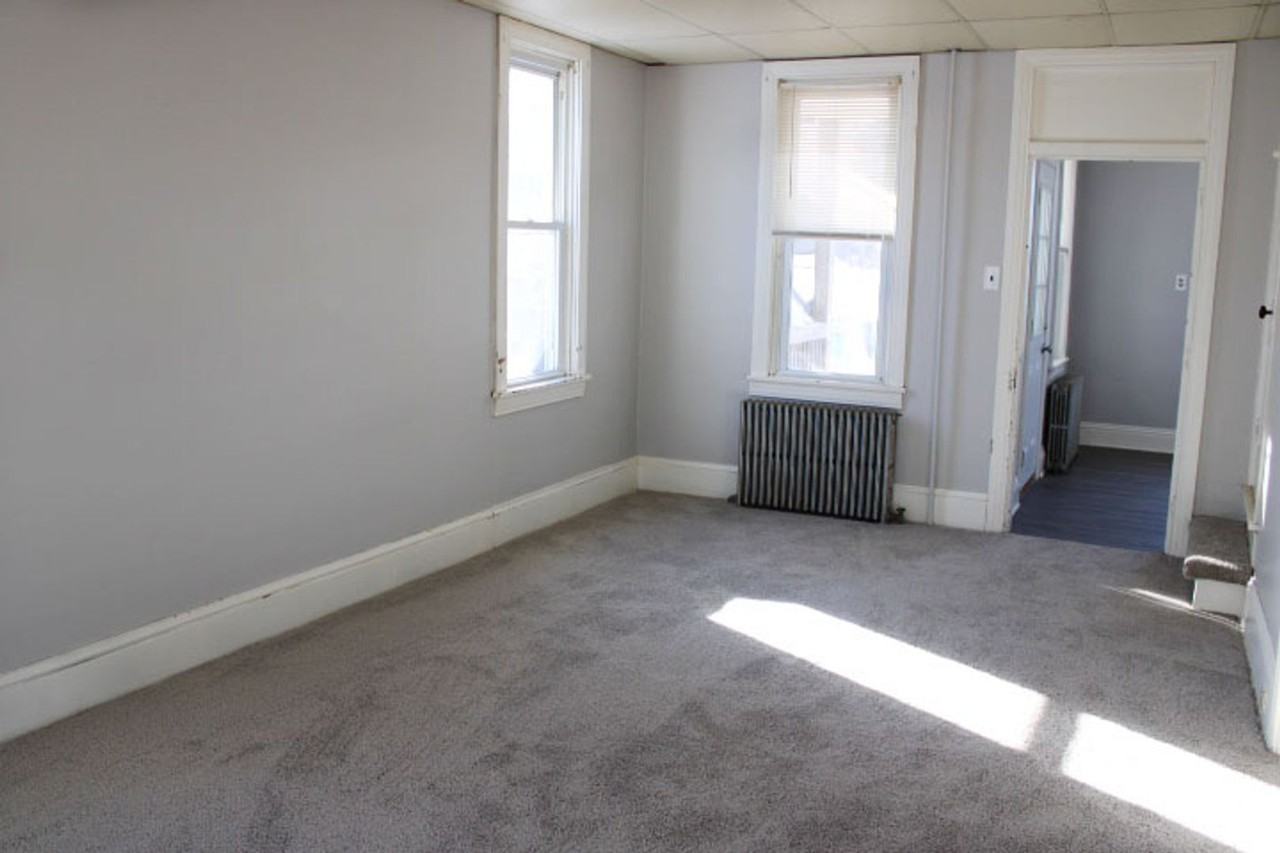 246 W Main St - Photo 2 of 9