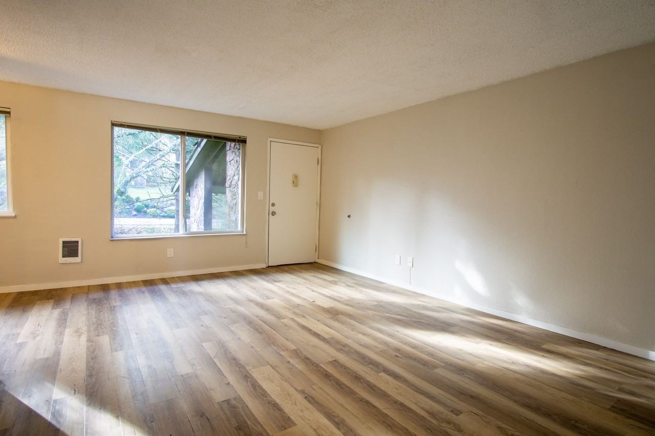 3942 Sw Multnomah Blvd - Photo 3 of 17