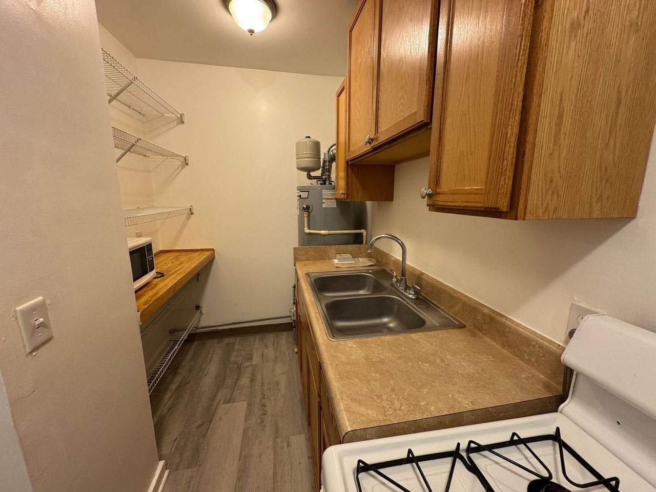 205 Holmes Dr #A - Photo 6 of 9