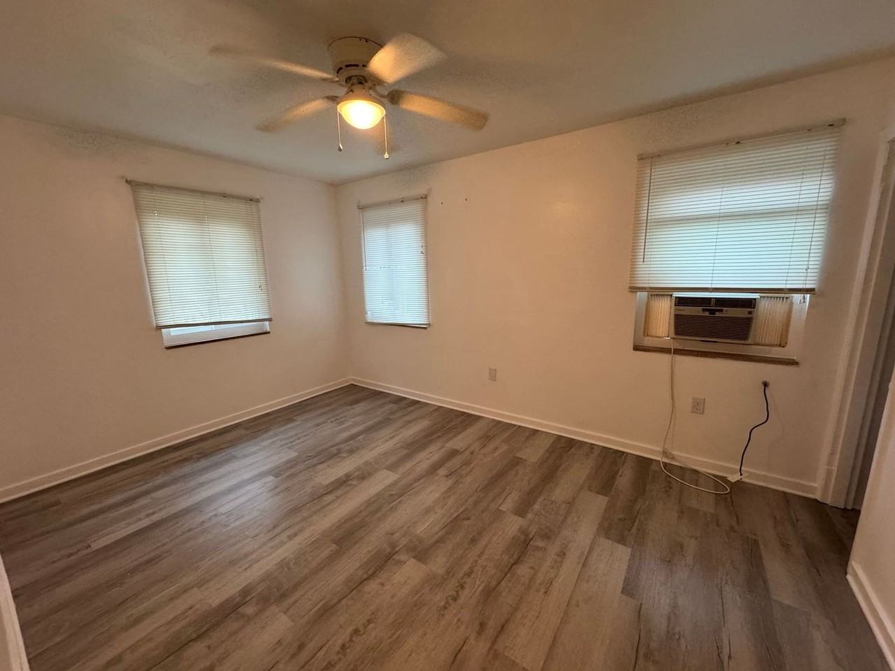 205 Holmes Dr #A - Photo 7 of 9