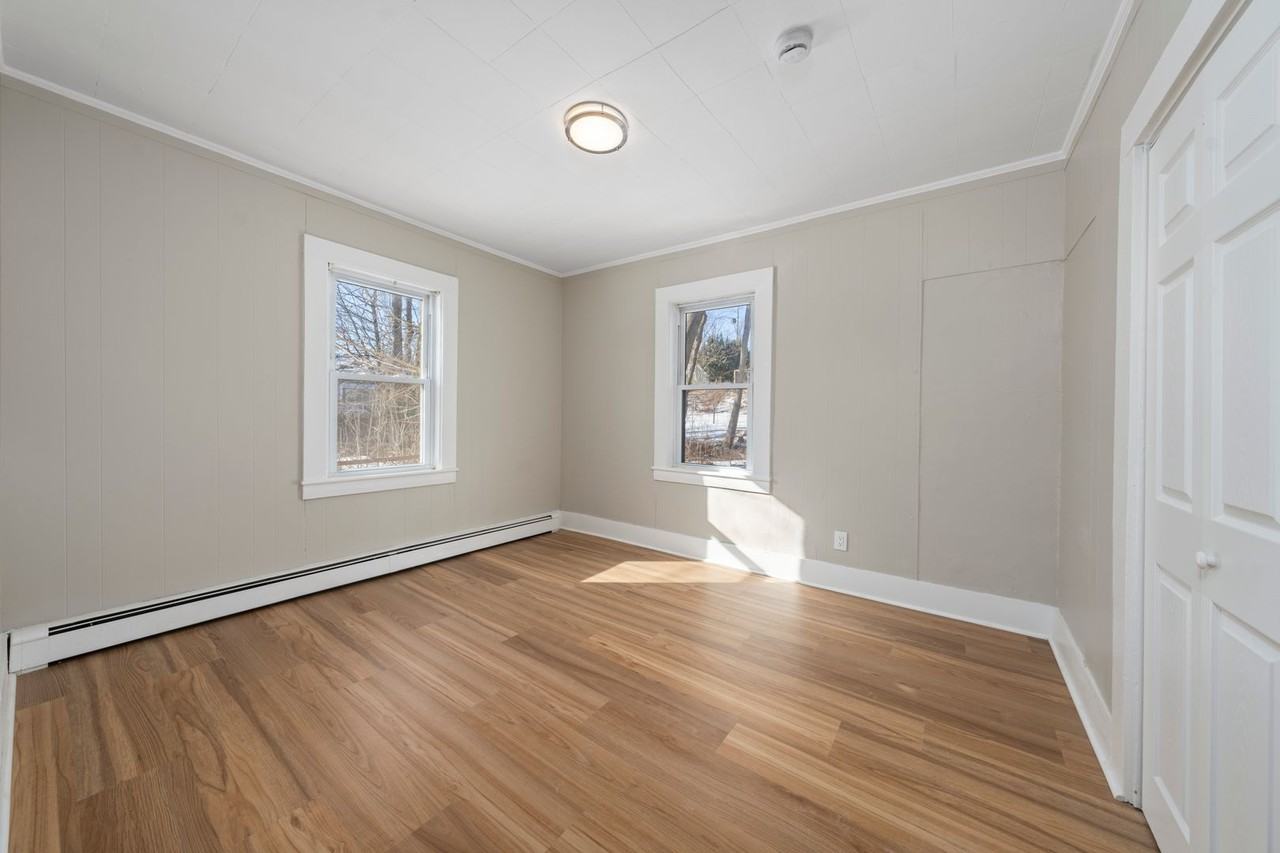 27-29 Glendale St. - Photo 3 of 18