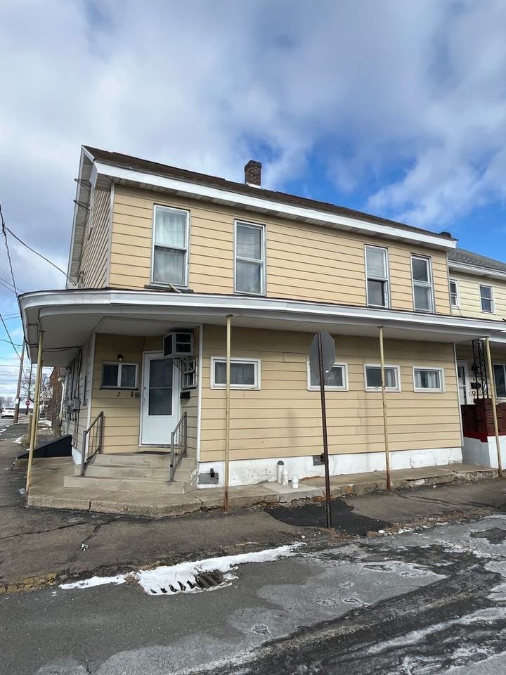 2 E White St - Photo 2 of 22