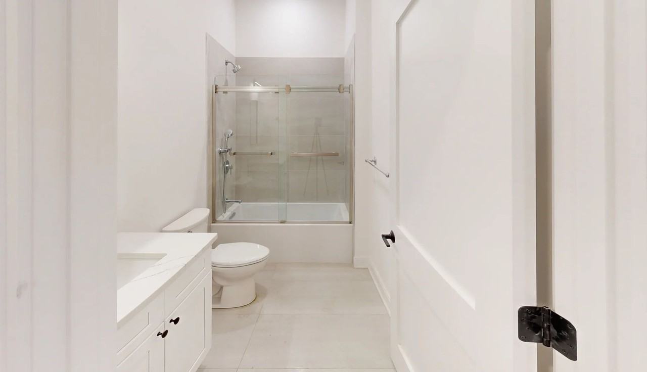 222C Tremont St - Photo 6 of 7