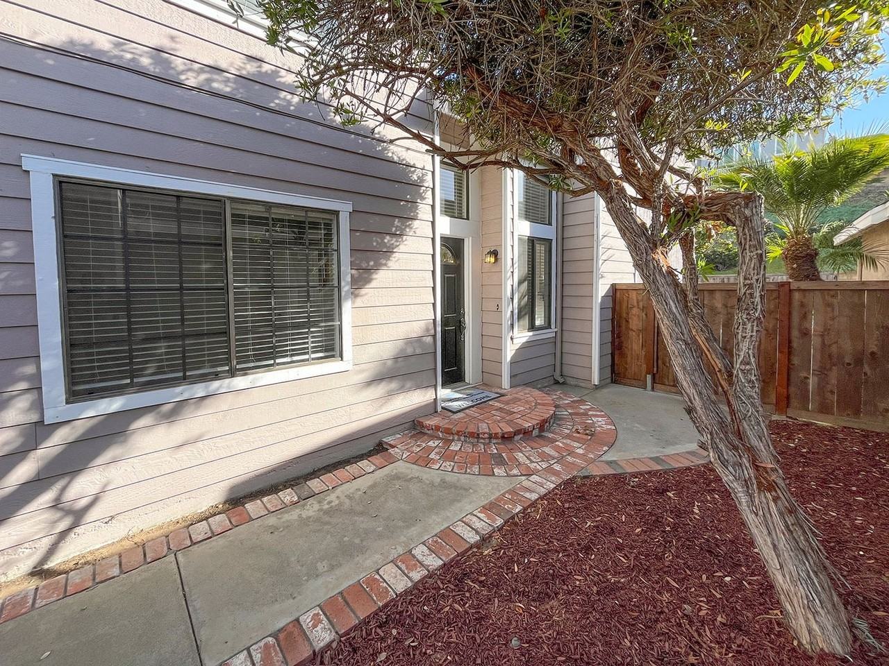 6908 Quiet Cove Dr - Photo 4 of 35