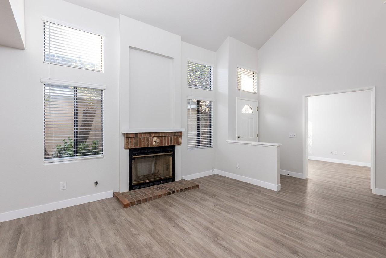 6908 Quiet Cove Dr - Photo 7 of 35