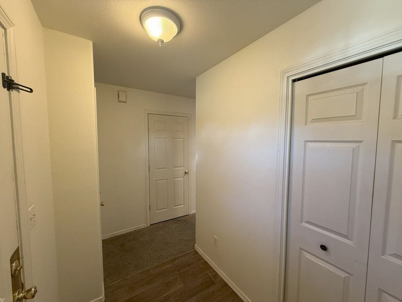 1875 Sw Salmon Ave - Photo 4 of 14