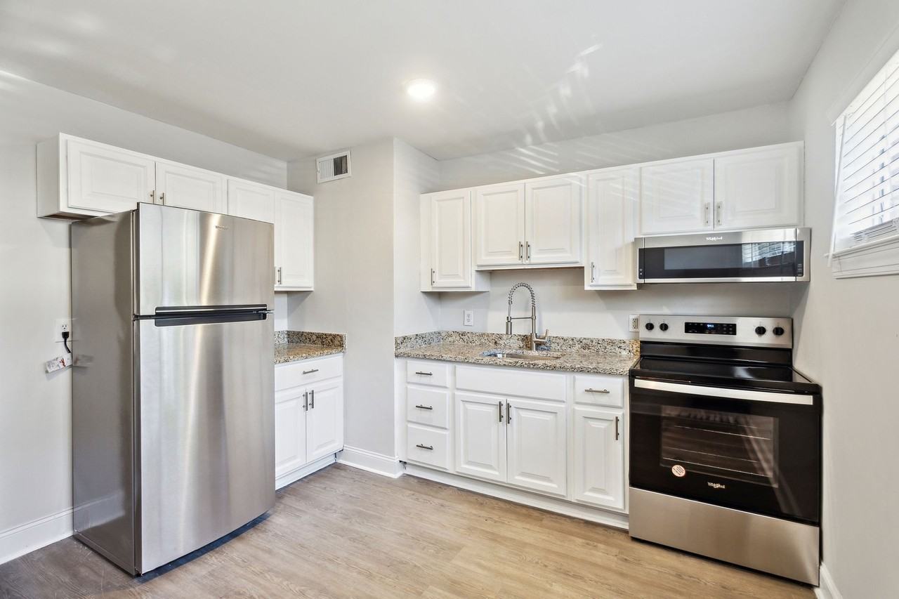 Morning Tide Apartments - Photo 3 of 16