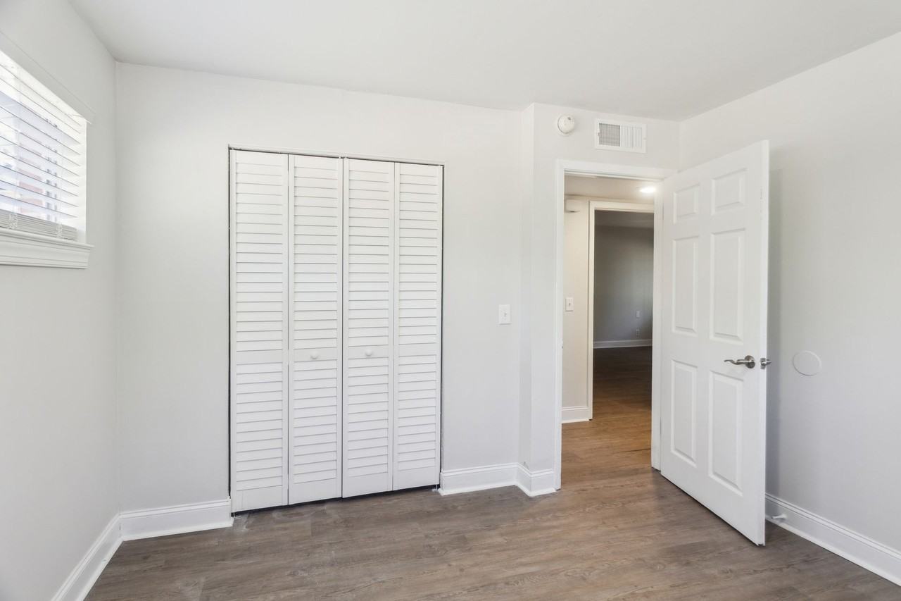 Morning Tide Apartments - Photo 7 of 16