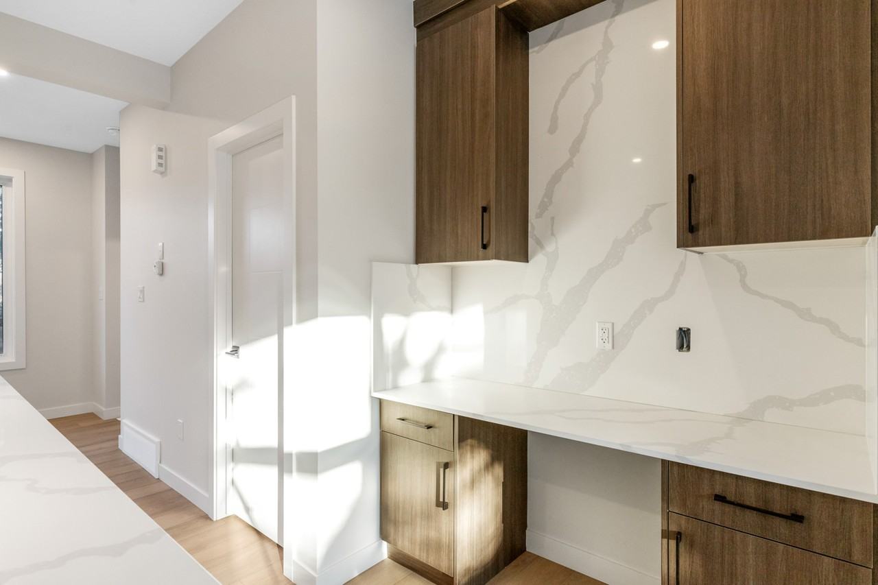13204 - 112 Avenue Northwest - MAIN 2 - Photo 5 of 23