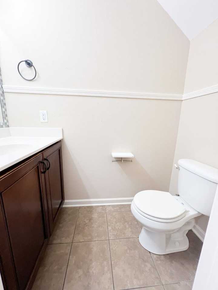2276 Mccormick Ln - Photo 6 of 17