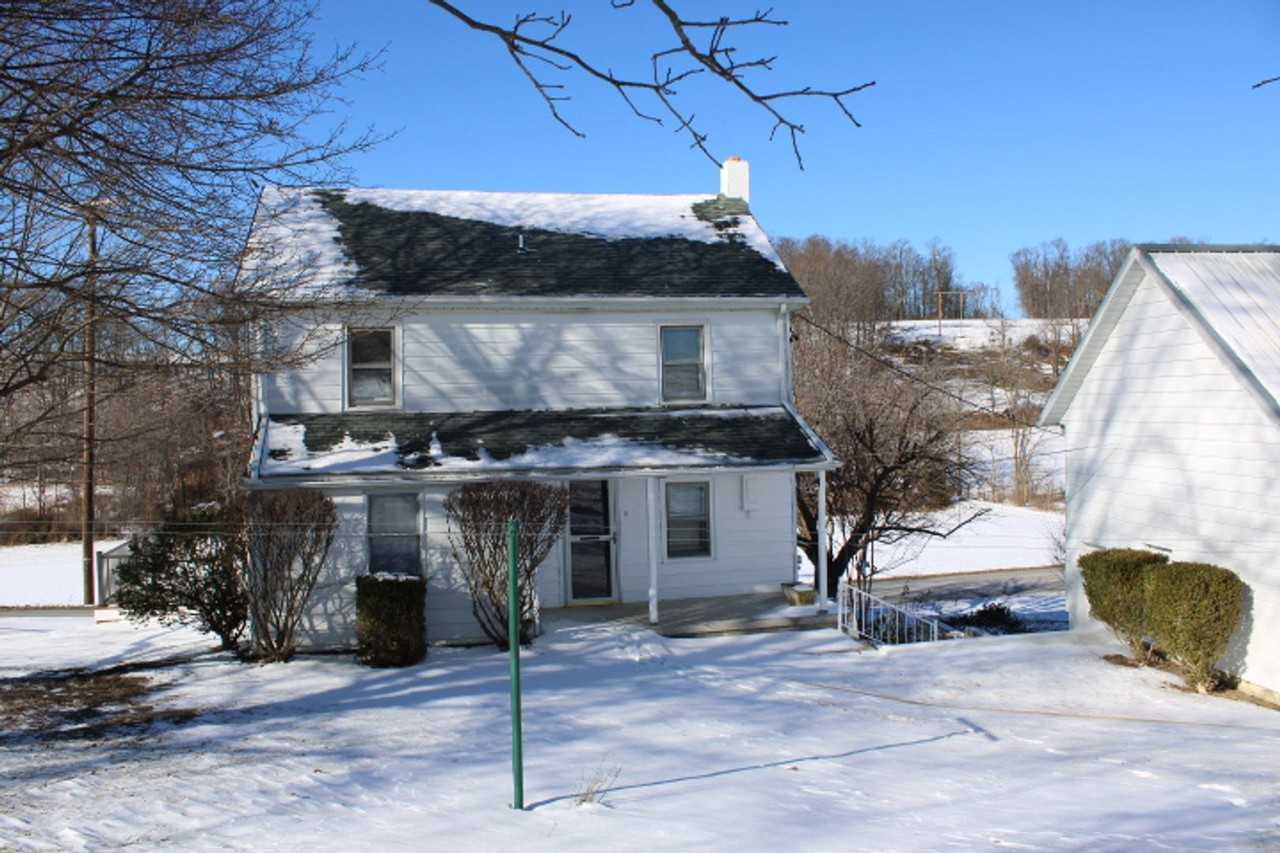 1687 W Springfield Rd - Photo 3 of 22