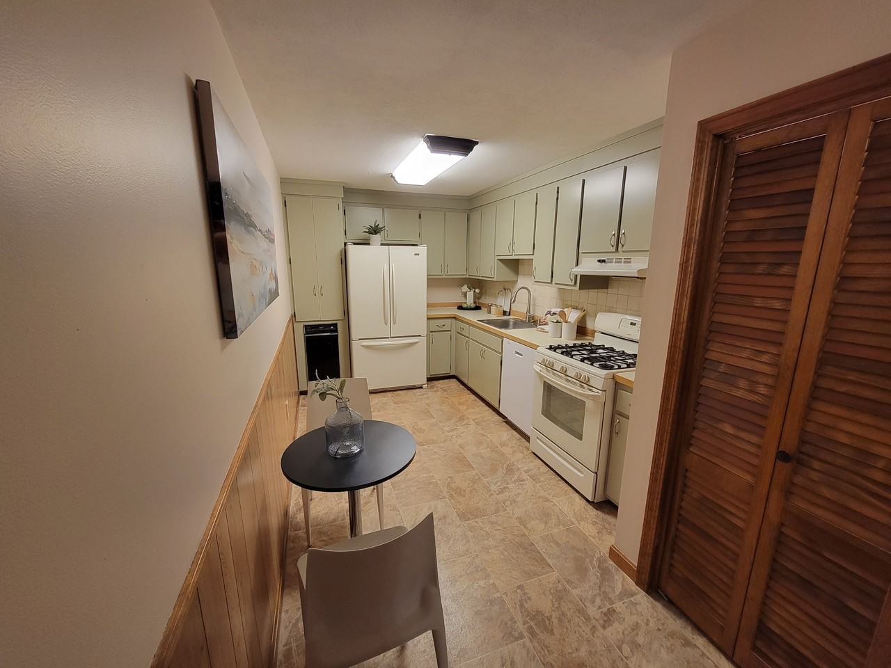 5 Blackstone Dr #17 - Photo 4 of 23