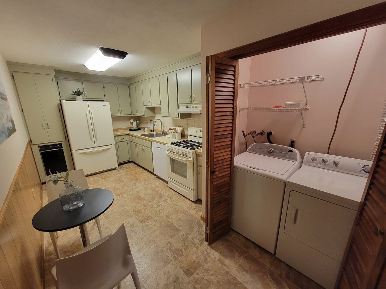 5 Blackstone Dr #17 - Photo 5 of 23