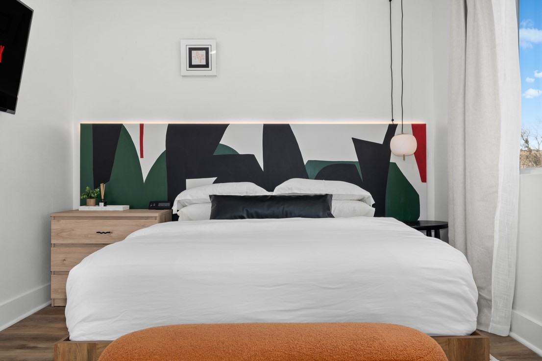 1516 N Peak St #208 - Photo 4 of 17