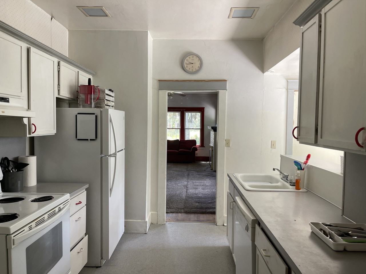 810 Ne Michigan St #1AND2 - Photo 2 of 27