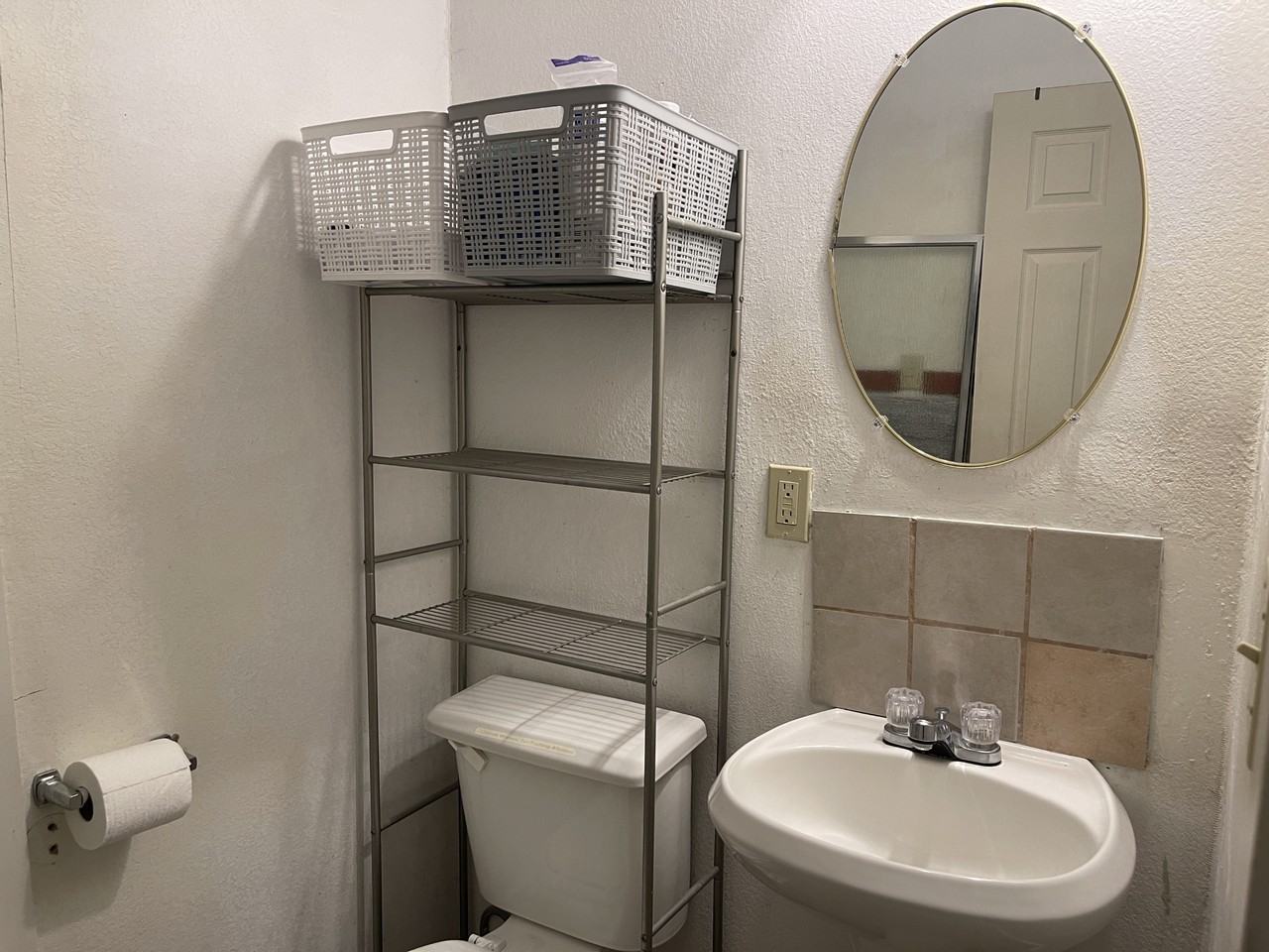 810 Ne Michigan St #1AND2 - Photo 7 of 27