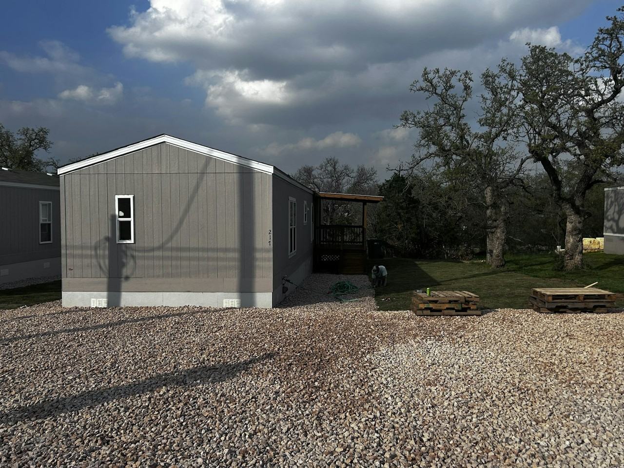 217 East Castleshoals Drive - Photo 2 of 26