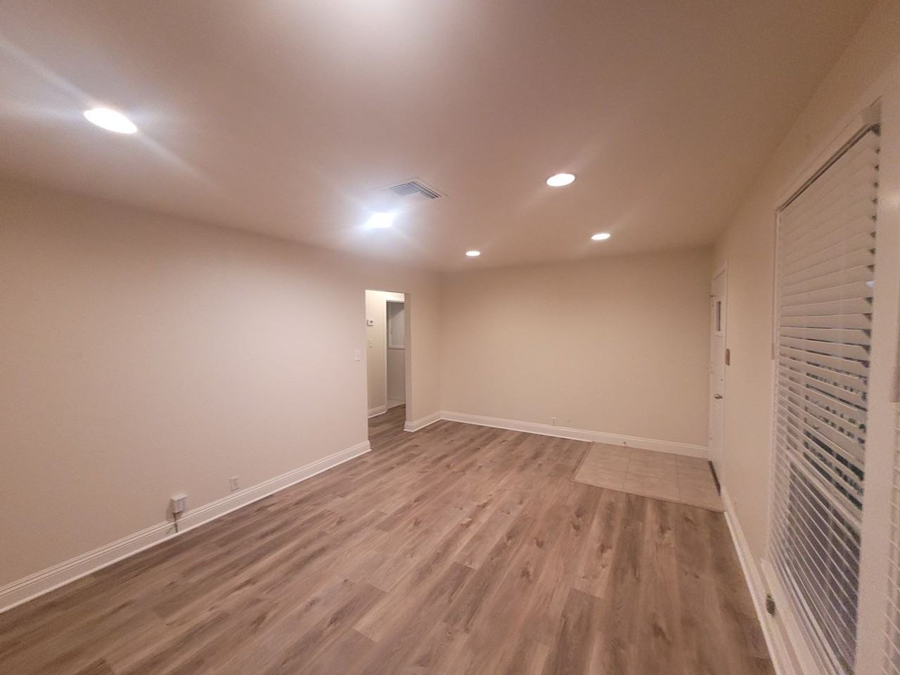 2420 Avalon Dr - Photo 3 of 16