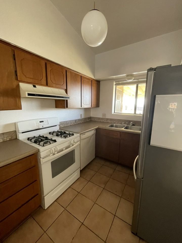 20 Wolverine St - Photo 2 of 15